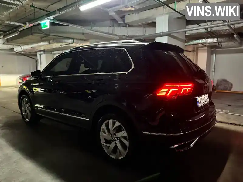 Позашляховик / Кросовер Volkswagen Tiguan 2021 1.98 л. Робот обл. Київська, Київ - Фото 1/8