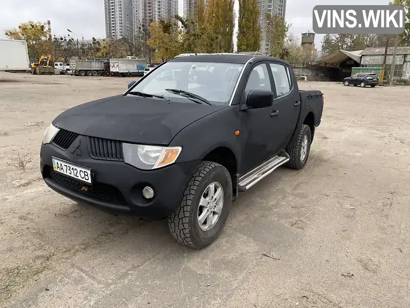 Пикап Mitsubishi L 200 2006 2.48 л. Ручная / Механика обл. Киевская, Киев - Фото 1/13