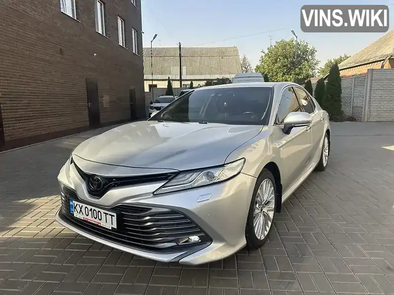 Седан Toyota Camry 2019 2.5 л. Автомат обл. Полтавська, Полтава - Фото 1/8