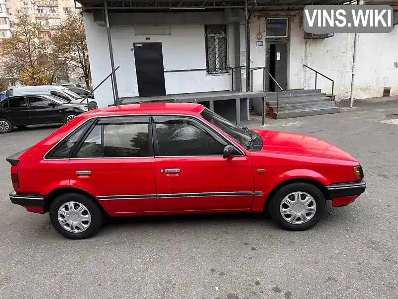 Хэтчбек Mazda 323 1988 1.5 л. Ручная / Механика обл. Одесская, Одесса - Фото 1/14