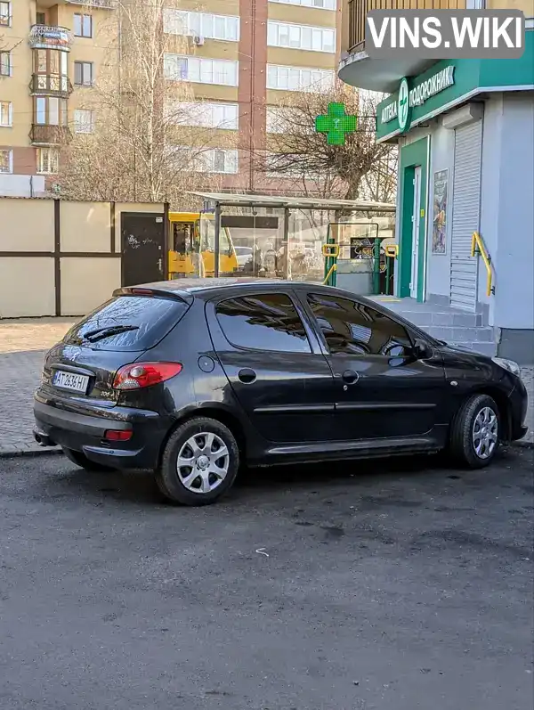 Хэтчбек Peugeot 206 2011 1.4 л. Ручная / Механика обл. Ивано-Франковская, Ивано-Франковск - Фото 1/21