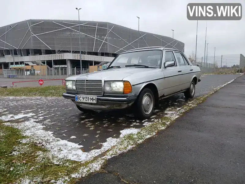 Седан Mercedes-Benz E-Class 1982 3 л. Ручная / Механика обл. Львовская, Львов - Фото 1/18