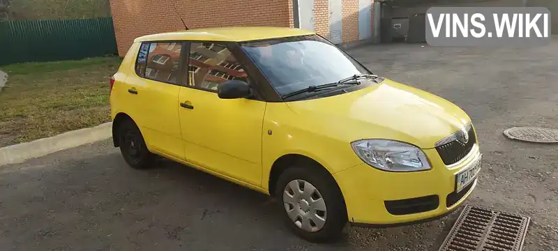 Хэтчбек Skoda Fabia 2008 1.2 л. Ручная / Механика обл. Киевская, Киев - Фото 1/10