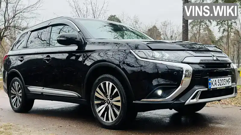 Позашляховик / Кросовер Mitsubishi Outlander 2020 2.4 л. Варіатор обл. Одеська, Одеса - Фото 1/21