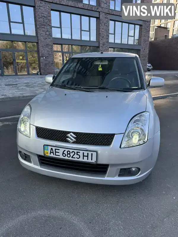 Хэтчбек Suzuki Swift 2006 1.3 л. Автомат обл. Днепропетровская, Днепр (Днепропетровск) - Фото 1/16