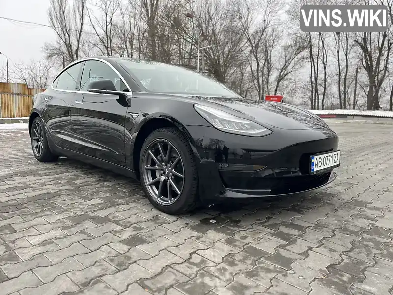 Седан Tesla Model 3 2018 null_content л. Автомат обл. Вінницька, Вінниця - Фото 1/21