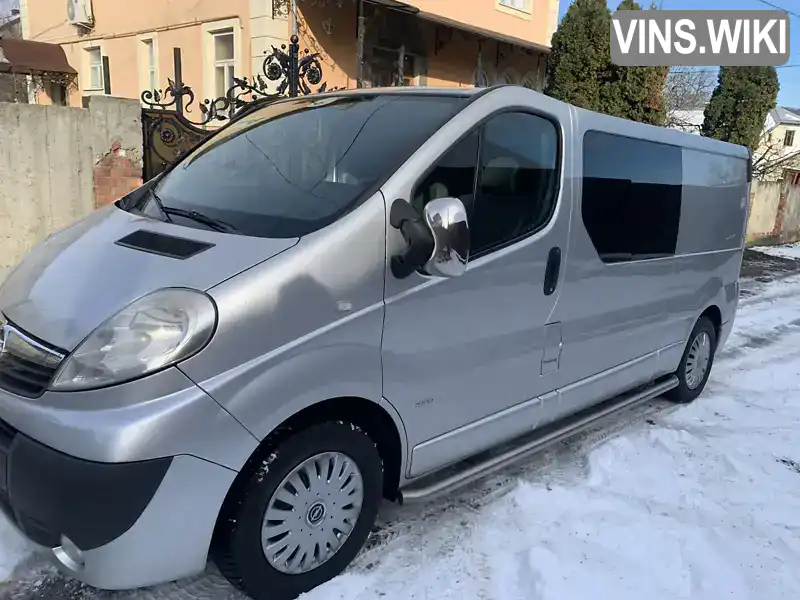 Минивэн Opel Vivaro 2009 2 л. Ручная / Механика обл. Черновицкая, Черновцы - Фото 1/11