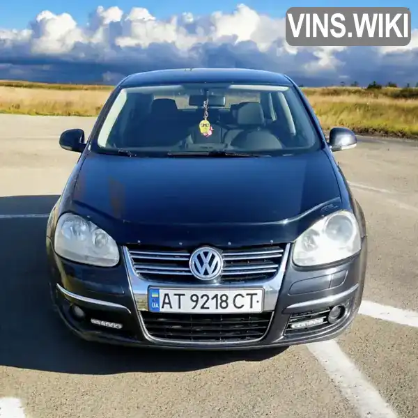 Седан Volkswagen Jetta 2006 1.6 л. Ручна / Механіка обл. Івано-Франківська, Надвірна - Фото 1/17