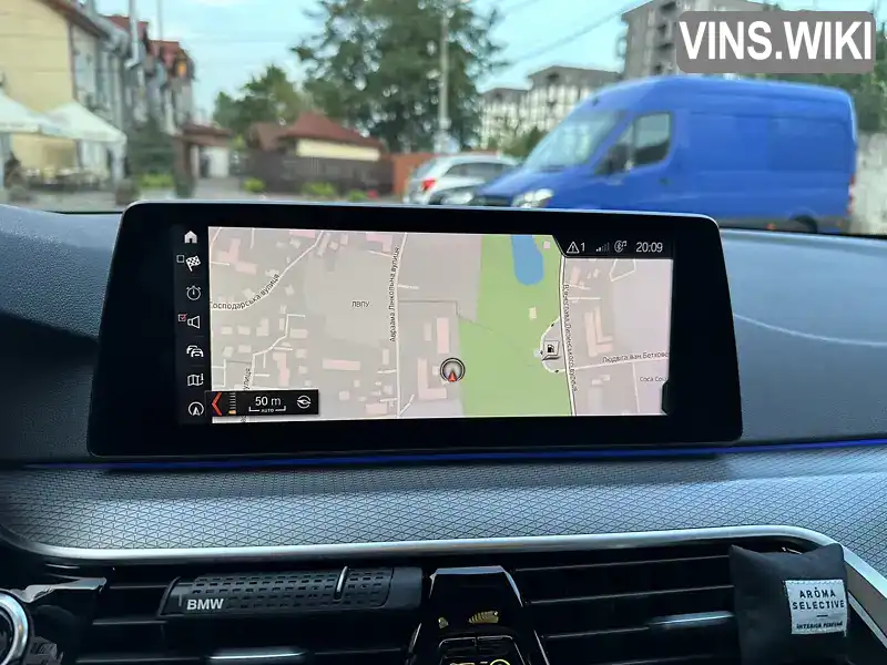 WBAJK51020BJ13945 BMW 5 Series 2018 Седан 2 л. Фото 3