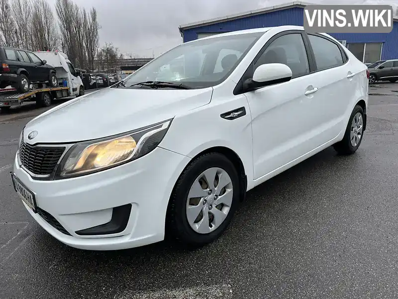 Седан Kia Rio 2014 1.4 л. Ручная / Механика обл. Киевская, Киев - Фото 1/16