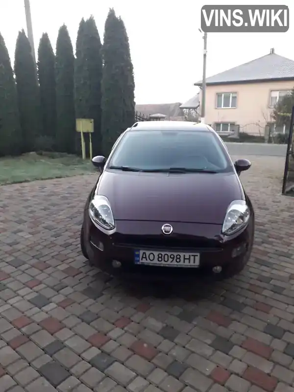 Хэтчбек Fiat Grande Punto 2013 1.37 л. Автомат обл. Закарпатская, Хуст - Фото 1/21