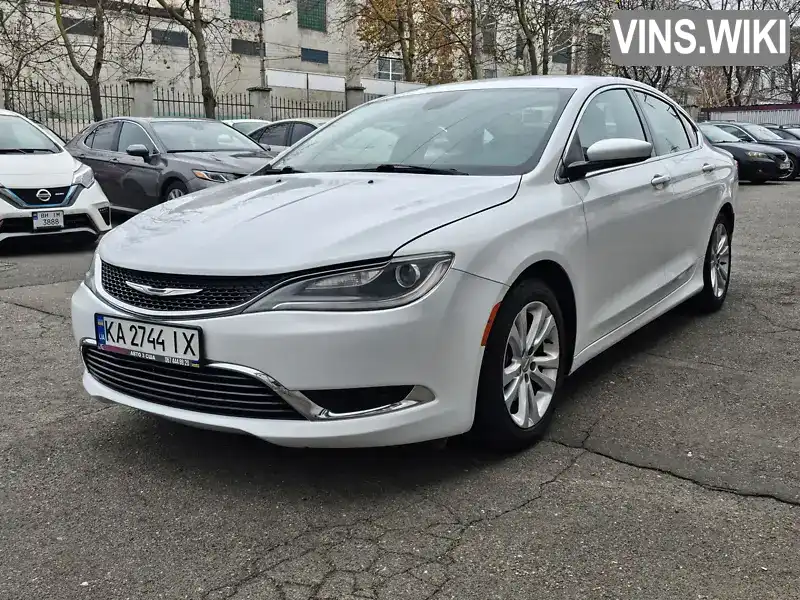 Седан Chrysler 200 2014 2.36 л. Автомат обл. Киевская, Киев - Фото 1/21