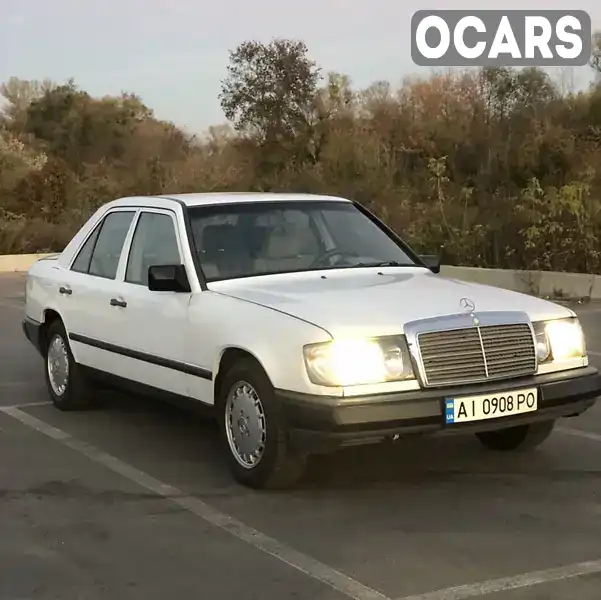 Седан Mercedes-Benz E-Class 1988 2 л. Автомат обл. Киевская, Киев - Фото 1/14