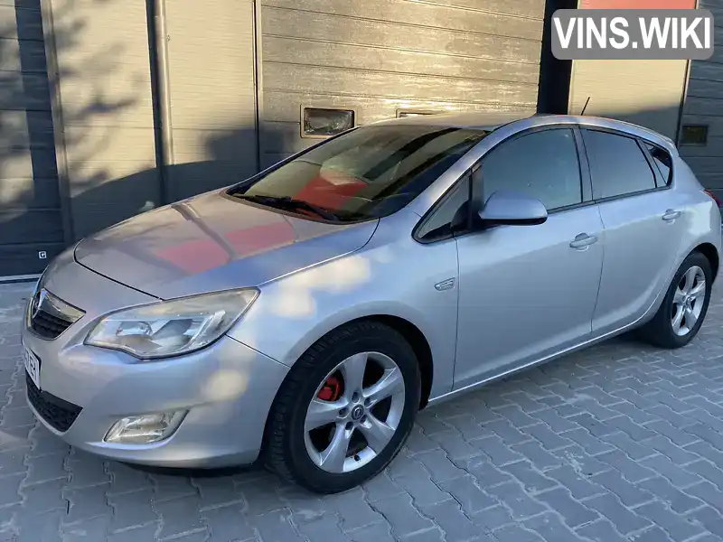 Хетчбек Opel Astra 2010 1.69 л. Ручна / Механіка обл. Тернопільська, Кременець - Фото 1/12