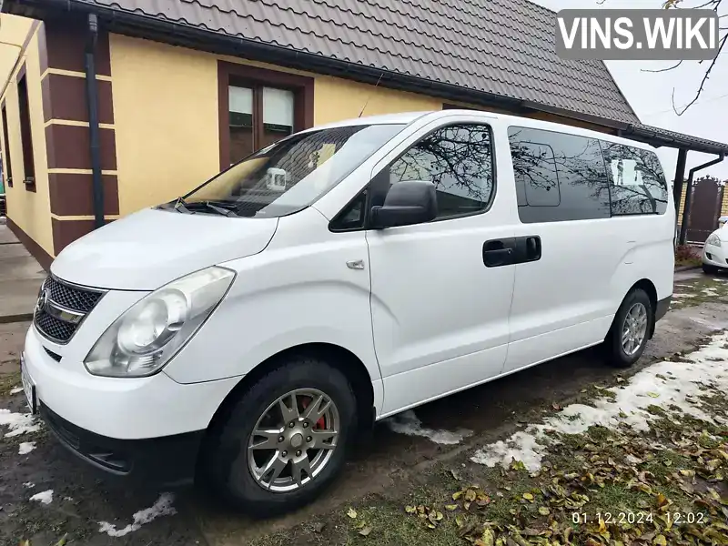 Мінівен Hyundai H-1 2008 2.5 л. Ручна / Механіка обл. Вінницька, Вінниця - Фото 1/18