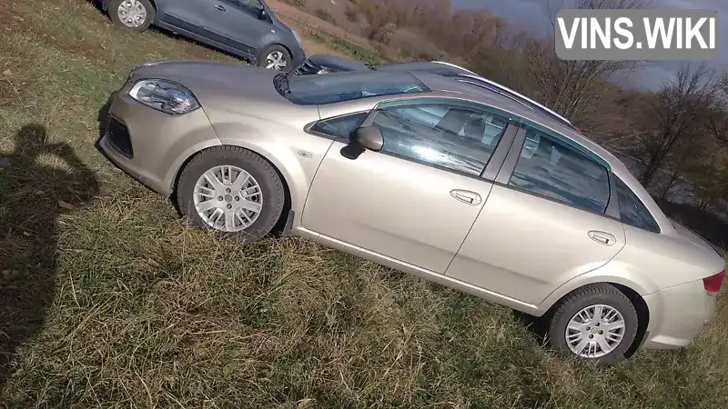 Седан Fiat Linea 2013 1.25 л. Ручна / Механіка обл. Полтавська, Кременчук - Фото 1/3