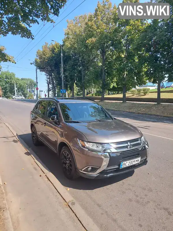 Позашляховик / Кросовер Mitsubishi Outlander 2017 2.36 л. Автомат обл. Рівненська, Рівне - Фото 1/19