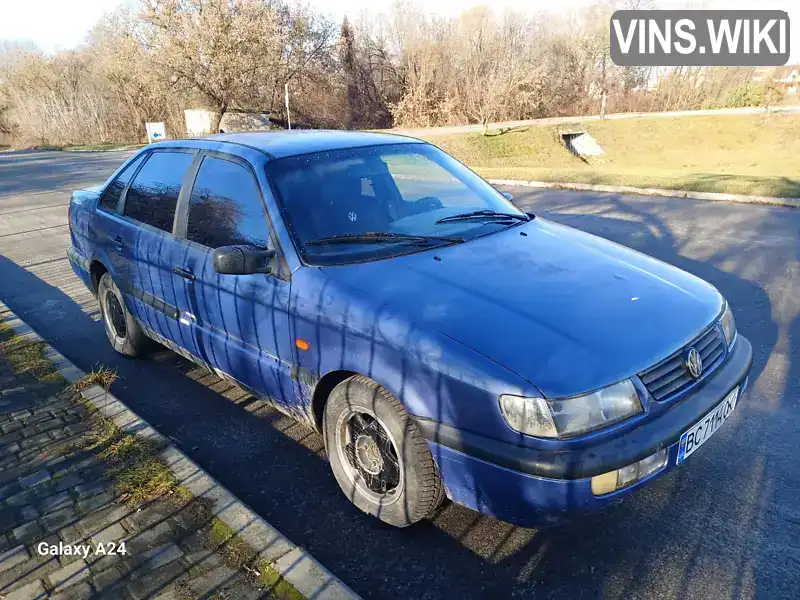 Седан Volkswagen Passat 1994 1.8 л. Ручная / Механика обл. Львовская, Броды - Фото 1/20