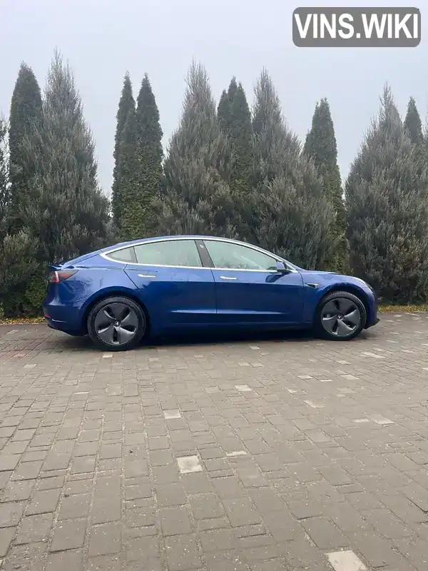 Седан Tesla Model 3 2019 null_content л. Автомат обл. Львівська, Львів - Фото 1/8