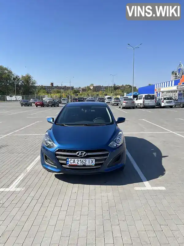 Хэтчбек Hyundai Elantra 2015 2 л. Автомат обл. Черкасская, Умань - Фото 1/17