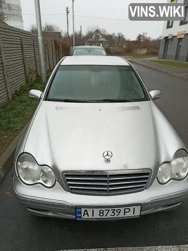 Седан Mercedes-Benz C-Class 2003 2.15 л. обл. Київська, Бориспіль - Фото 1/17