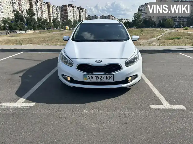 Хэтчбек Kia Ceed 2012 1.59 л. Ручная / Механика обл. Киевская, Киев - Фото 1/14