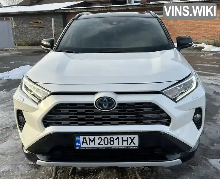 Позашляховик / Кросовер Toyota RAV4 2018 2.49 л. Варіатор обл. Житомирська, Житомир - Фото 1/21