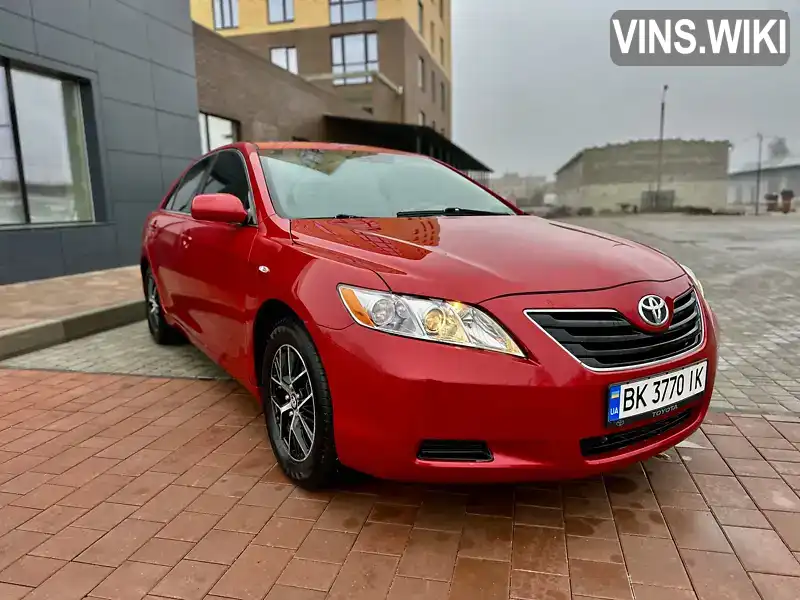 Седан Toyota Camry 2011 2.49 л. Автомат обл. Хмельницька, Нетішин - Фото 1/21