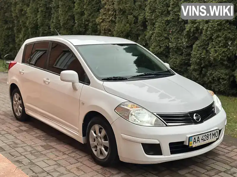 Хетчбек Nissan TIIDA 2012 1.6 л. Автомат обл. Київська, Київ - Фото 1/20