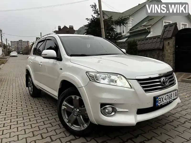 Позашляховик / Кросовер Toyota RAV4 2010 2.23 л. Автомат обл. Чернівецька, Чернівці - Фото 1/21