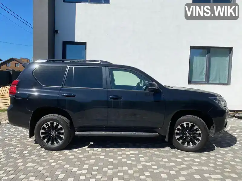 Позашляховик / Кросовер Toyota Land Cruiser Prado 2023 2.8 л. Автомат обл. Київська, Київ - Фото 1/21