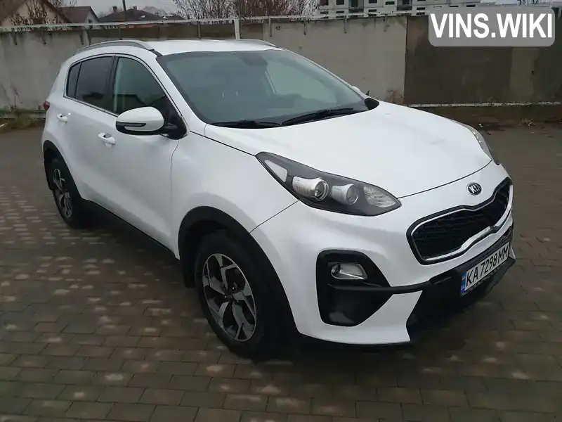 U5YPG814BKL566247 Kia Sportage 2018 Позашляховик / Кросовер 1.59 л. Фото 2