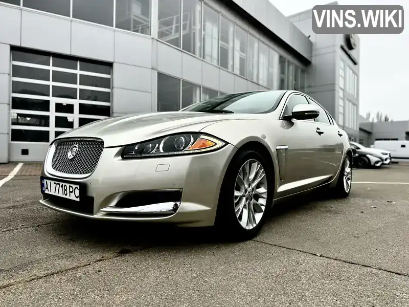 Седан Jaguar XF 2013 3 л. Автомат обл. Киевская, Киев - Фото 1/10