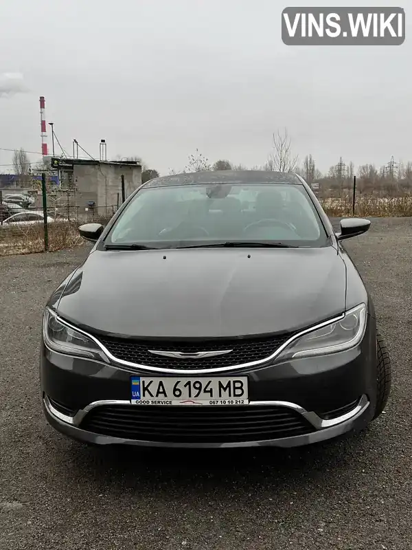 Седан Chrysler 200 2016 2.36 л. Автомат обл. Київська, Київ - Фото 1/21