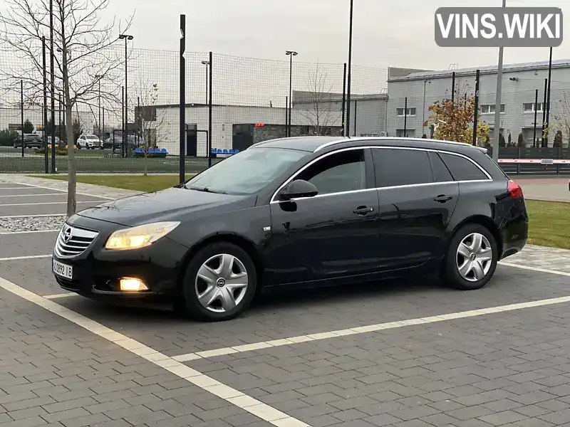 Універсал Opel Insignia 2010 1.96 л. обл. Закарпатська, Мукачево - Фото 1/21