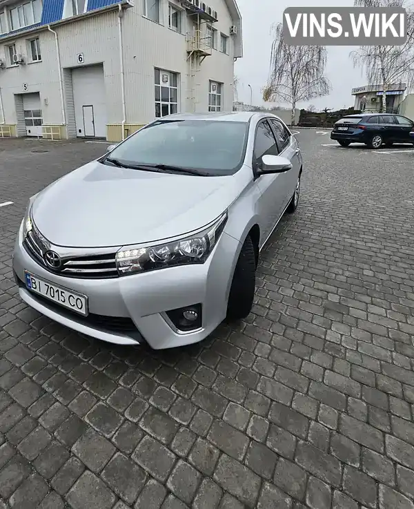 Седан Toyota Corolla 2015 1.6 л. Вариатор обл. Полтавская, Кременчуг - Фото 1/21