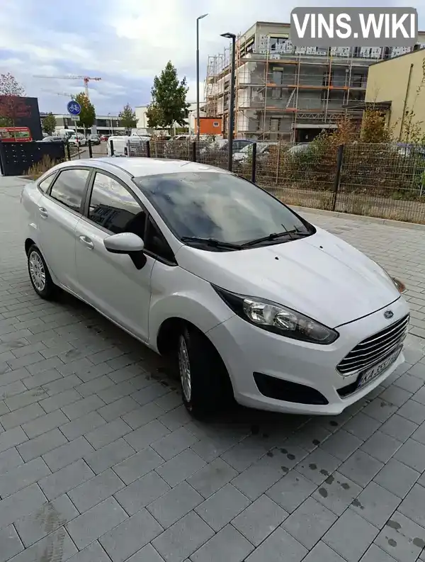 Седан Ford Fiesta 2015 1.6 л. Ручна / Механіка обл. Черкаська, Черкаси - Фото 1/21