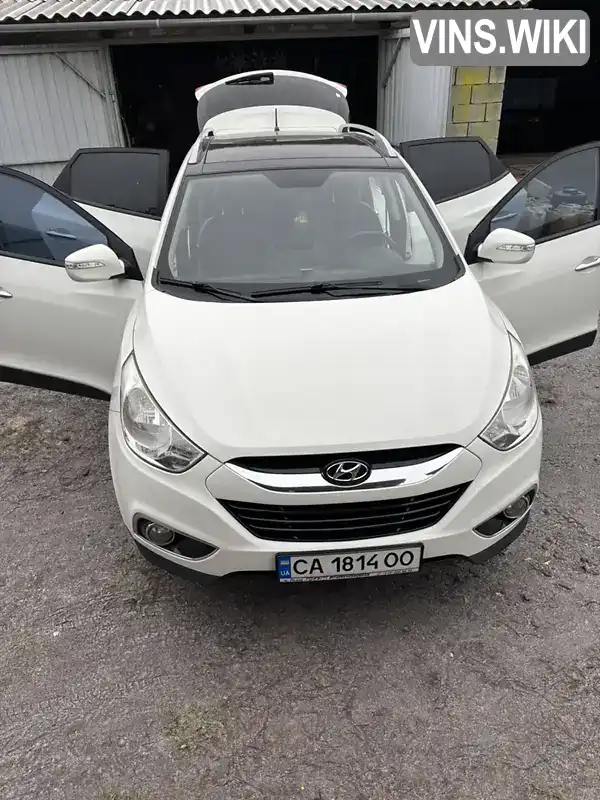 Внедорожник / Кроссовер Hyundai ix35 2010 2 л. Автомат обл. Черкасская, Умань - Фото 1/15