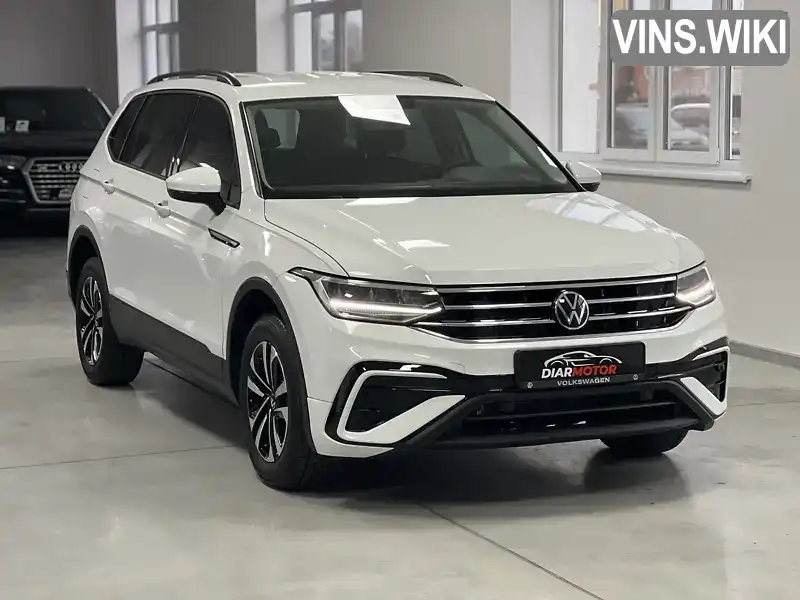 Внедорожник / Кроссовер Volkswagen Tiguan 2022 1.98 л. Автомат обл. Полтавская, Полтава - Фото 1/21