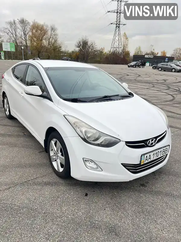 Седан Hyundai Elantra 2013 1.8 л. Автомат обл. Киевская, Киев - Фото 1/20