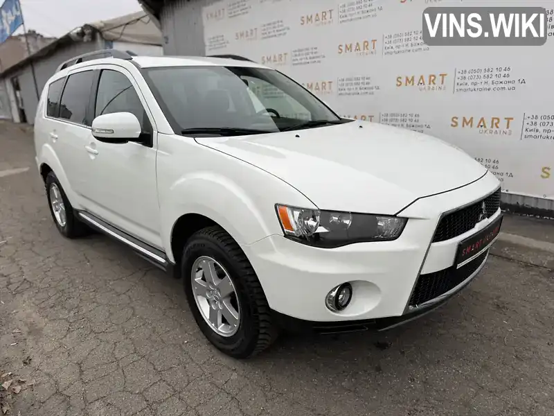 Позашляховик / Кросовер Mitsubishi Outlander 2011 2.2 л. Автомат обл. Київська, Київ - Фото 1/21