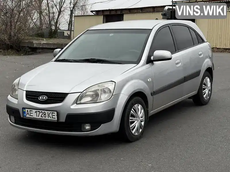 Хетчбек Kia Rio 2006 1.49 л. Ручна / Механіка обл. Дніпропетровська, Дніпро (Дніпропетровськ) - Фото 1/21