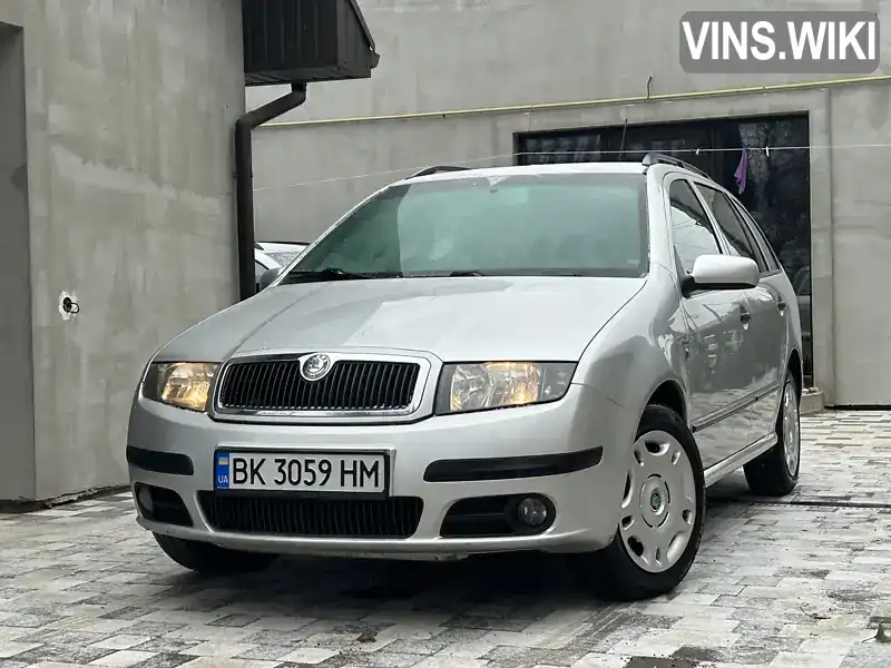 Универсал Skoda Fabia 2005 1.39 л. Ручная / Механика обл. Ровенская, Ровно - Фото 1/21