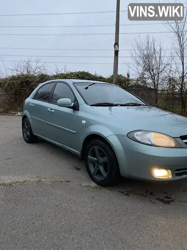 Хэтчбек Chevrolet Lacetti 2006 1.8 л. Автомат обл. Запорожская, Запорожье - Фото 1/9