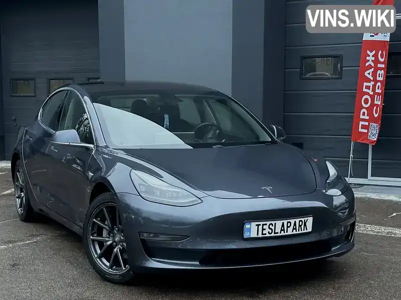 Седан Tesla Model 3 2019 null_content л. Автомат обл. Київська, Бориспіль - Фото 1/21