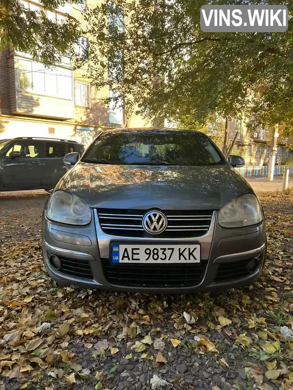 Седан Volkswagen Jetta 2007 1.9 л. Ручна / Механіка обл. Дніпропетровська, Кривий Ріг - Фото 1/8