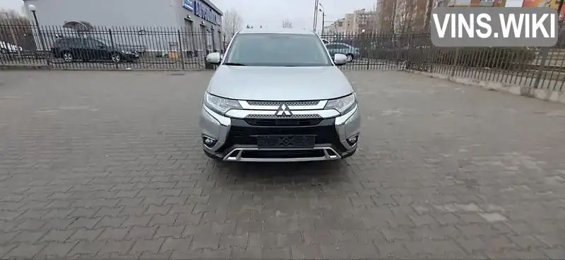 Позашляховик / Кросовер Mitsubishi Outlander 2021 2 л. Автомат обл. Київська, Київ - Фото 1/13