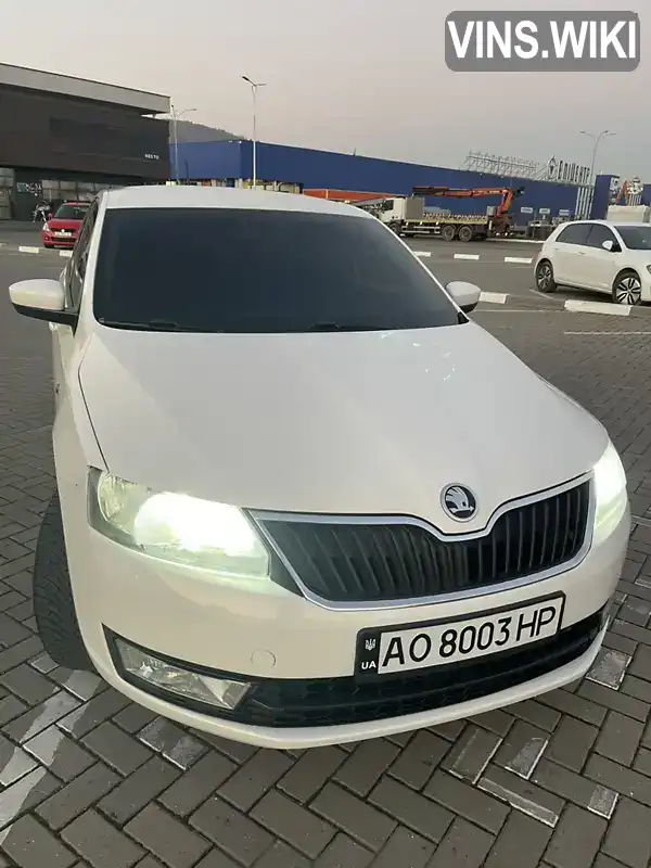 Хетчбек Skoda Rapid 2014 1.6 л. Ручна / Механіка обл. Закарпатська, Мукачево - Фото 1/21