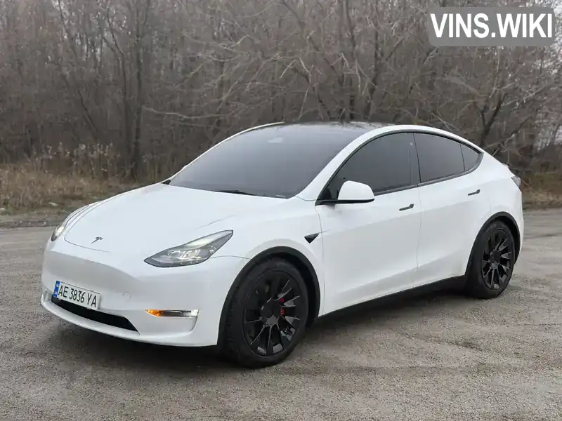 Внедорожник / Кроссовер Tesla Model Y 2023 null_content л. обл. Днепропетровская, Днепр (Днепропетровск) - Фото 1/15