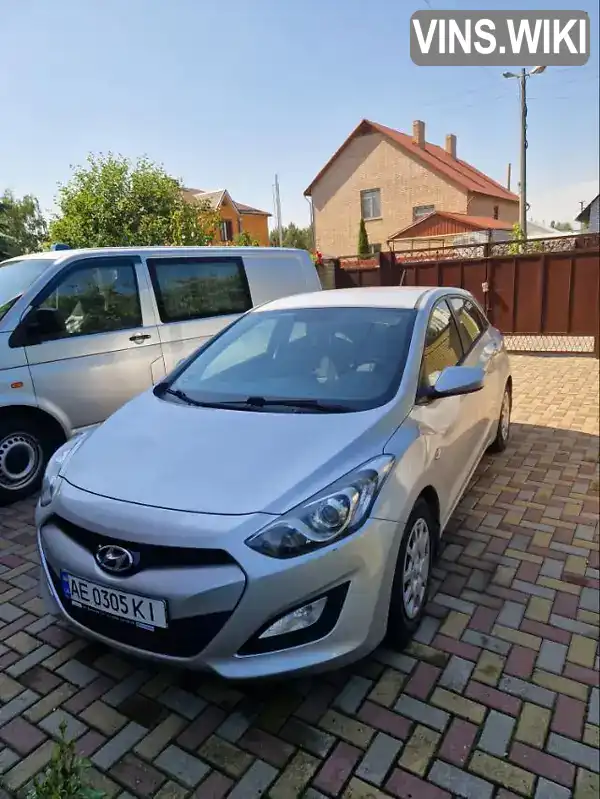 Хетчбек Hyundai i30 2012 1.4 л. Ручна / Механіка обл. Дніпропетровська, Дніпро (Дніпропетровськ) - Фото 1/11